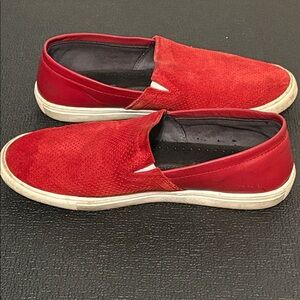 Kenneth Cole Slip Ons